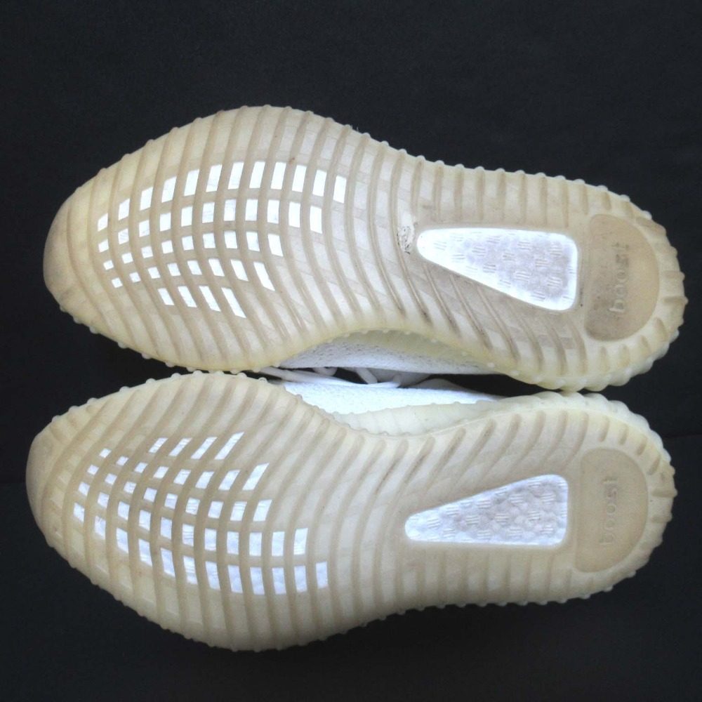 アディダス YEEZY BOOST 350 V2 スニーカー