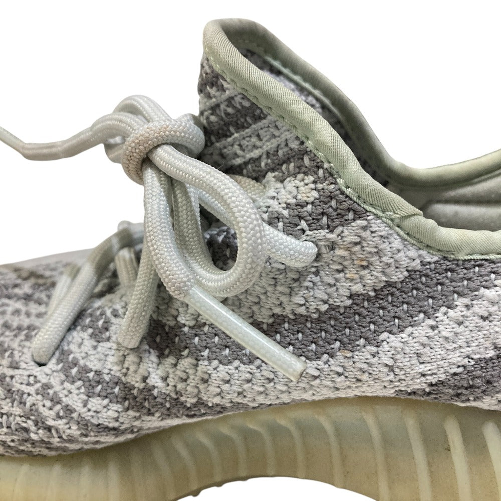 アディダス YEEZY Boost 350 V2 スニーカー