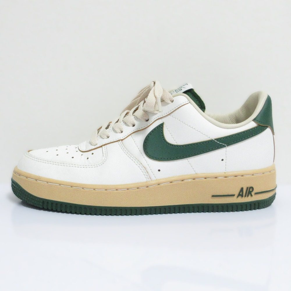 ナイキ WMNS AIR FORCE 1 '07 LV8 天然皮革スニーカー