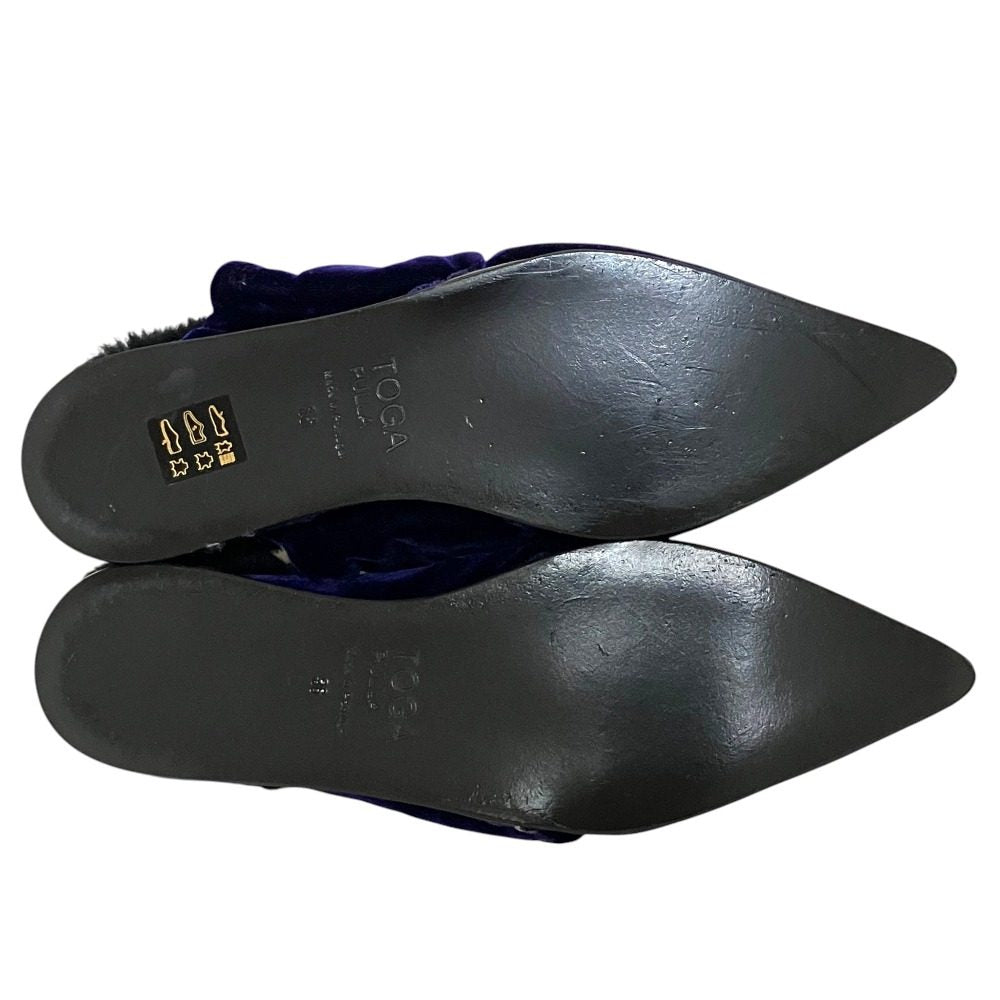 トーガプルラ ベルベットミュールサンダル