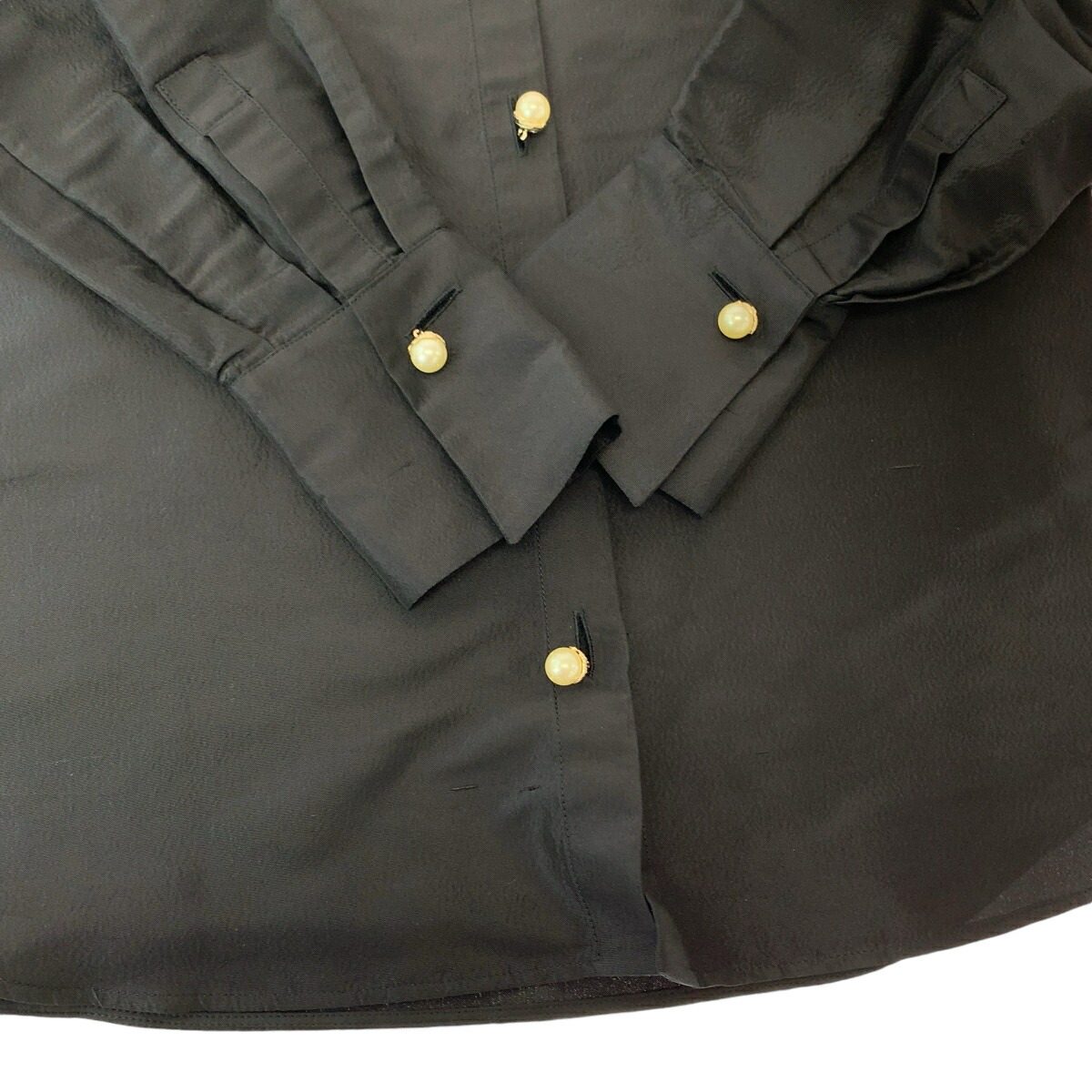 シャネル P64478V24243 シルクドレスシャツ