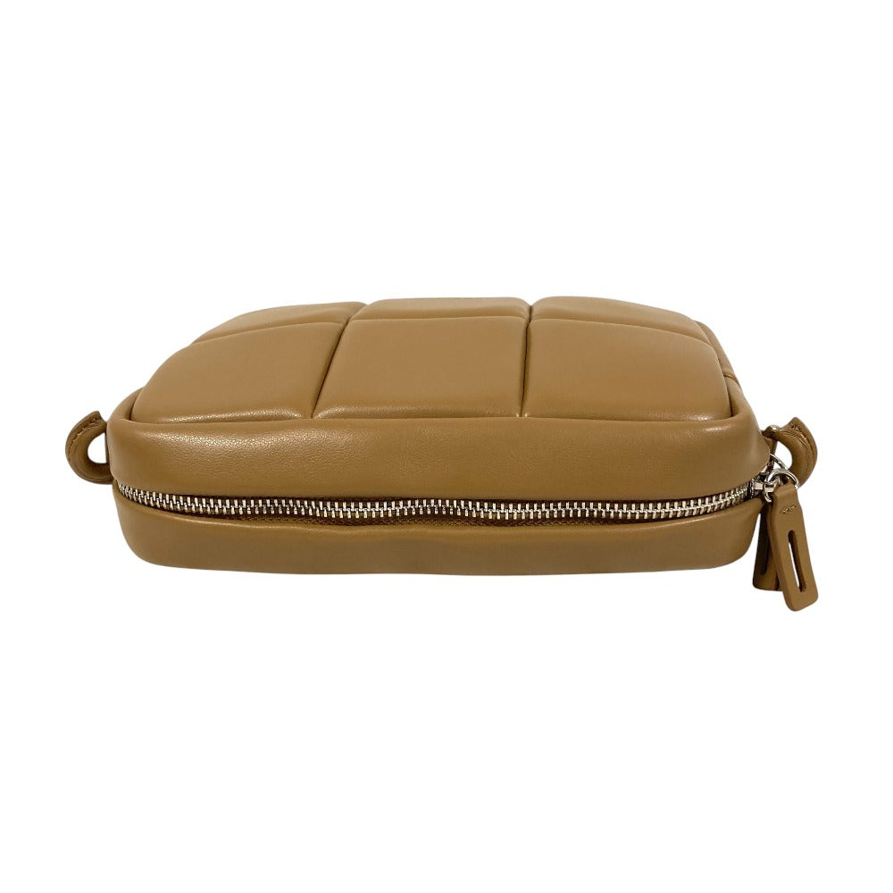 アドカラム PUFF-CROSS BODY ショルダーバッグ