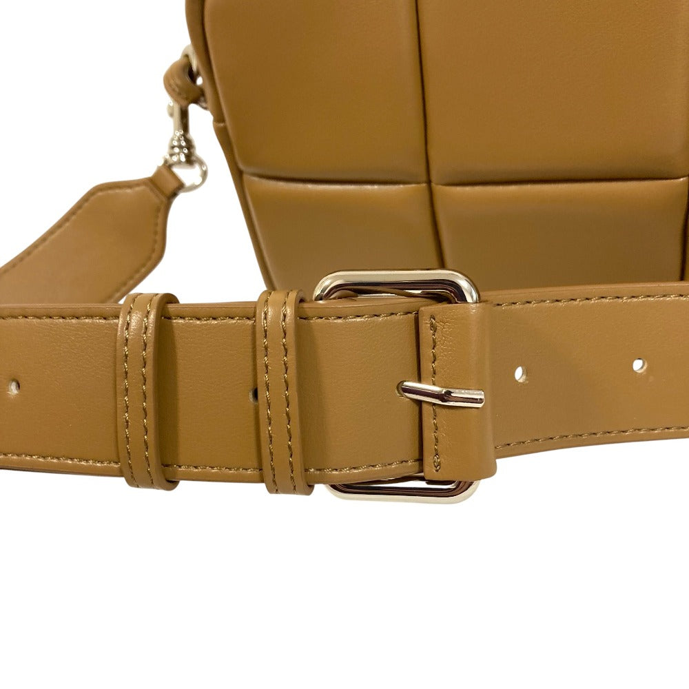 アドカラム PUFF-CROSS BODY ショルダーバッグ