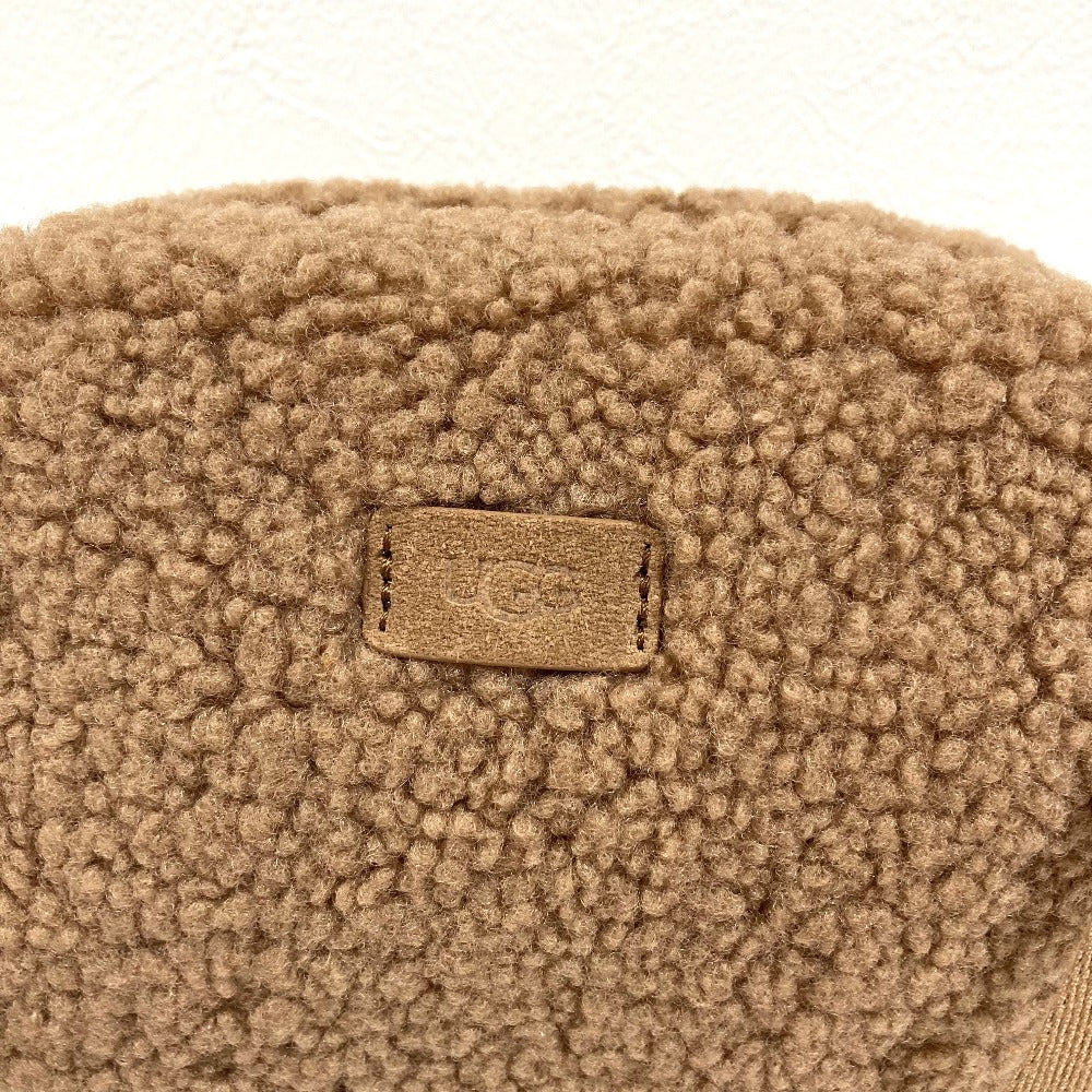 アグ JANEY II SHERPA フェイクムートンショルダーバッグ