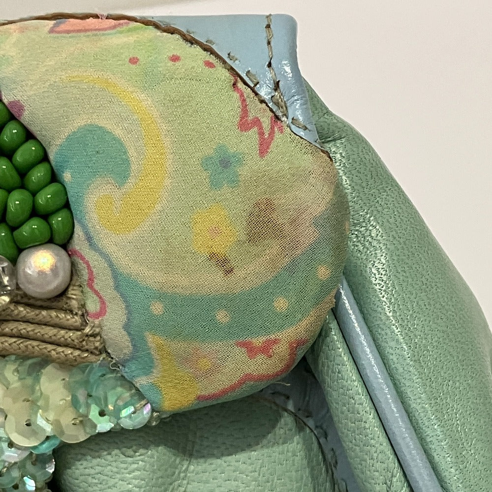 バグテリア ビーズ刺繍クラッチバッグ