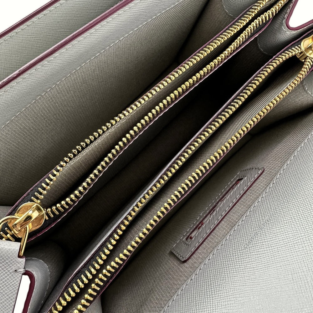 マルニ Trunk レザーショルダーバッグ