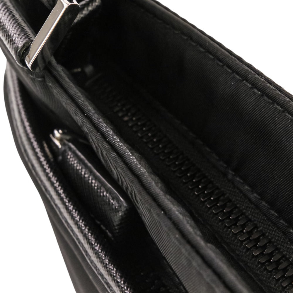 プラダ Re-Nylon サフィアーノレザー ショルダーバッグ