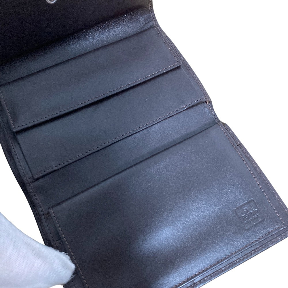 フェンディ ズッカ柄三つ折り財布