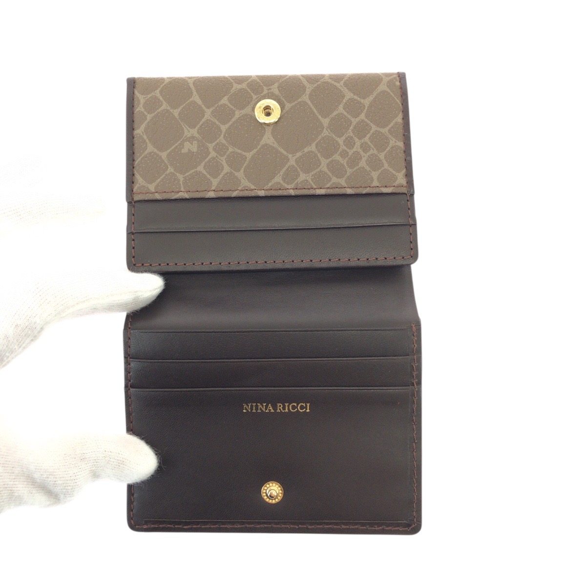 ニナリッチ レザー折り財布