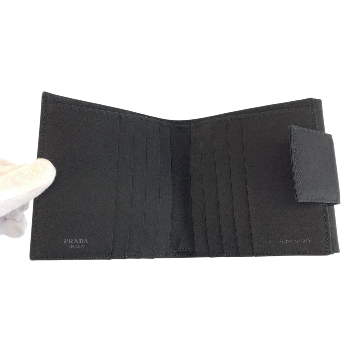 プラダ テスート ナイロン 財布