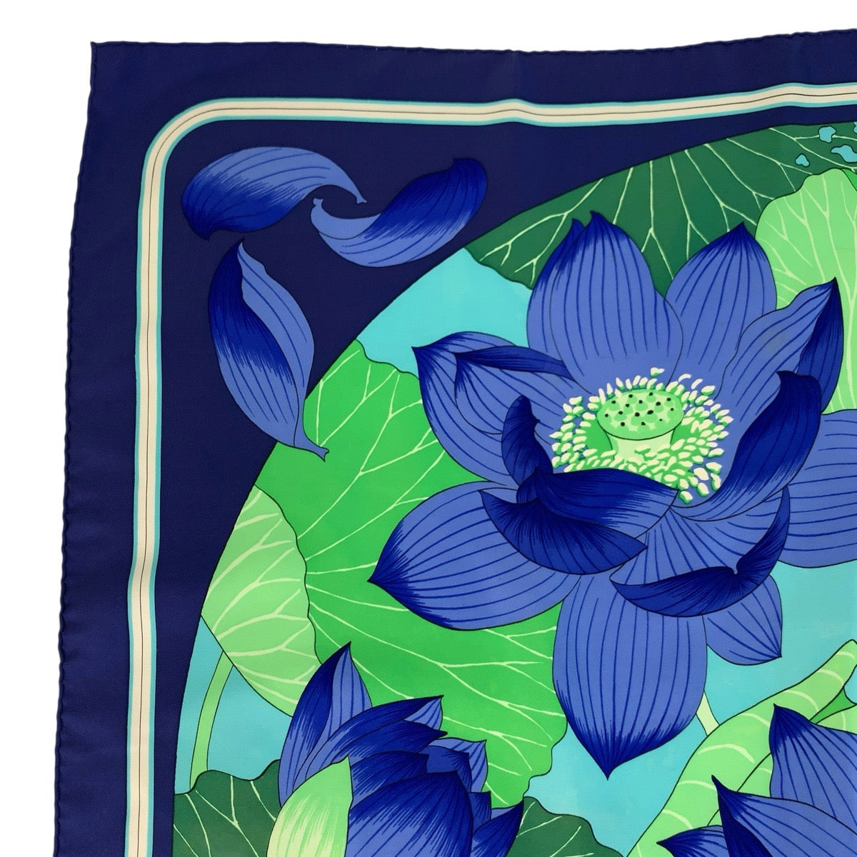エルメス FLEURS DE LOTUS シルクスカーフ
