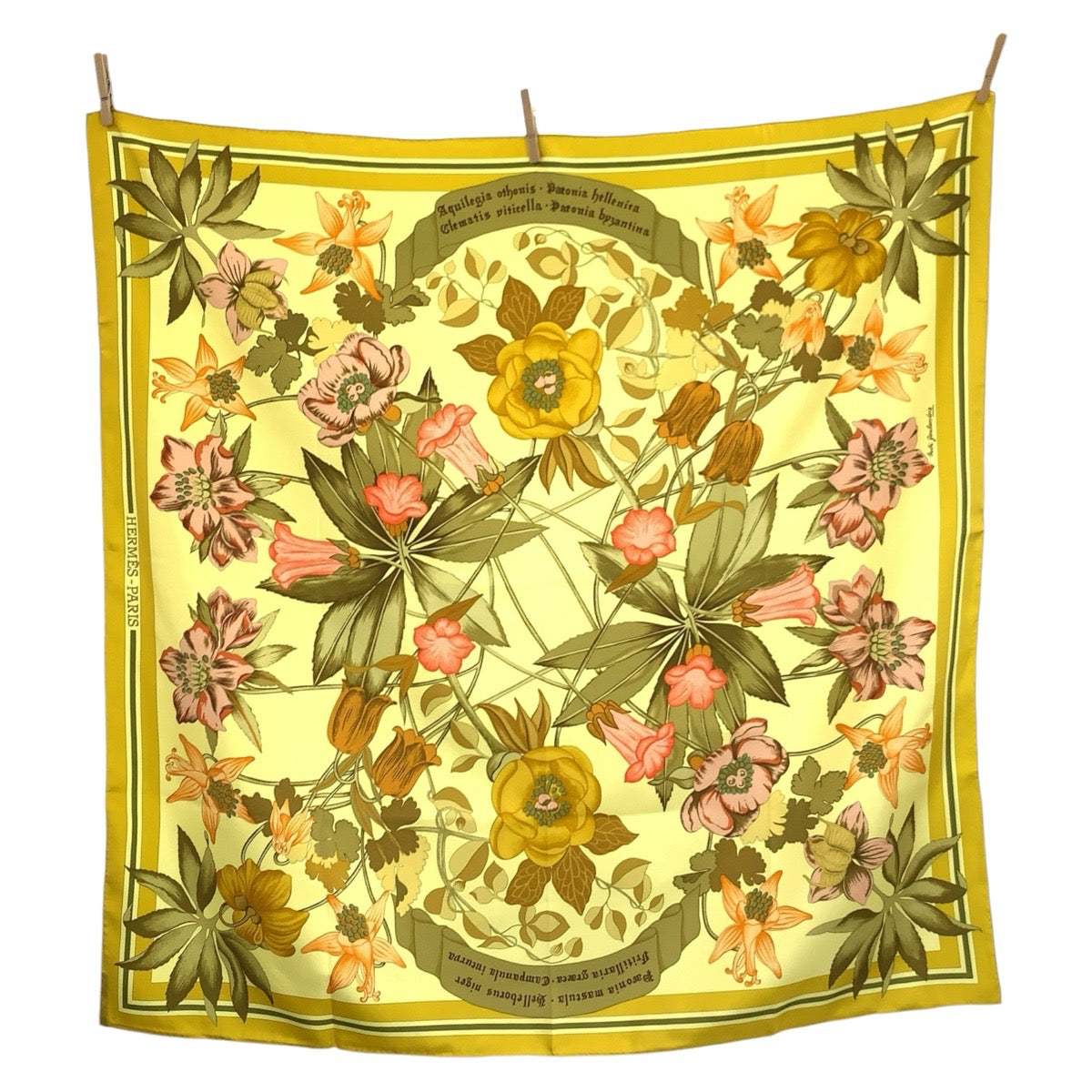 エルメス Fleurs d'Hellade シルクスカーフ