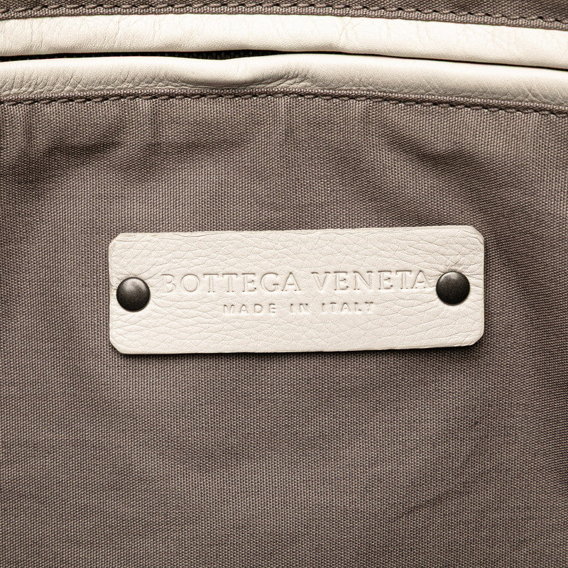 ボッテガヴェネタイントレチャートレザークラッチバッグ