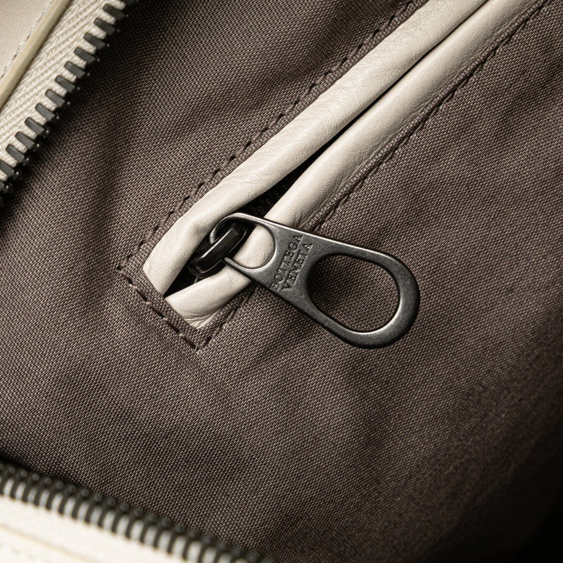 ボッテガヴェネタイントレチャートレザークラッチバッグ