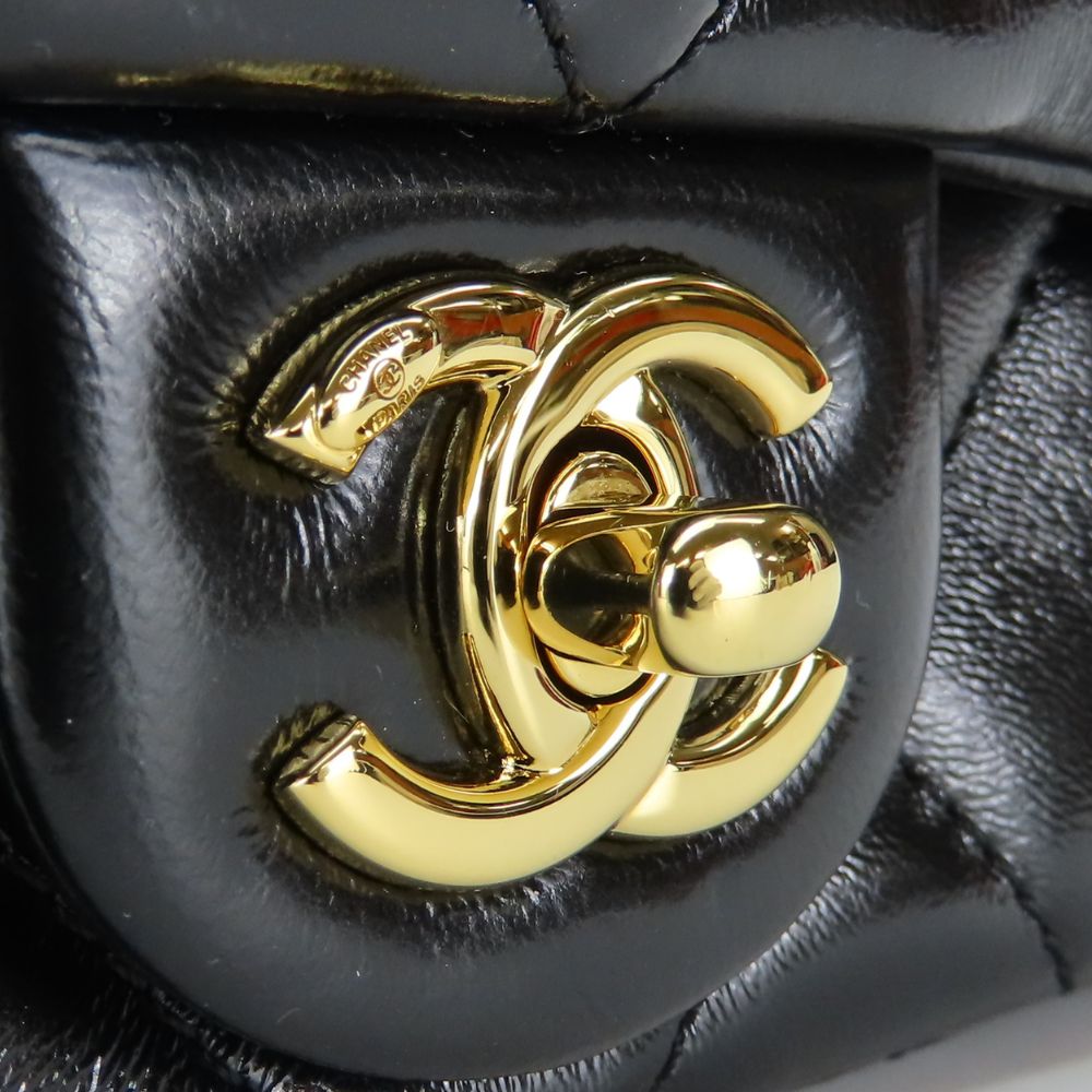 シャネル マトラッセ ココマーク ラムスキン ショルダーバッグ