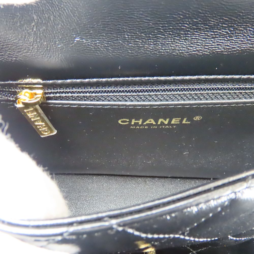 シャネル マトラッセ ココマーク ラムスキン ショルダーバッグ