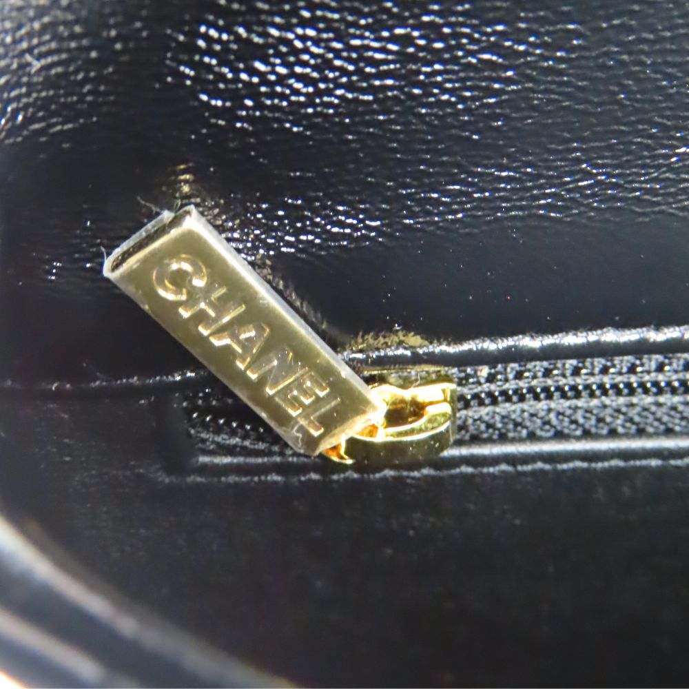 シャネル マトラッセ ココマーク ラムスキン ショルダーバッグ