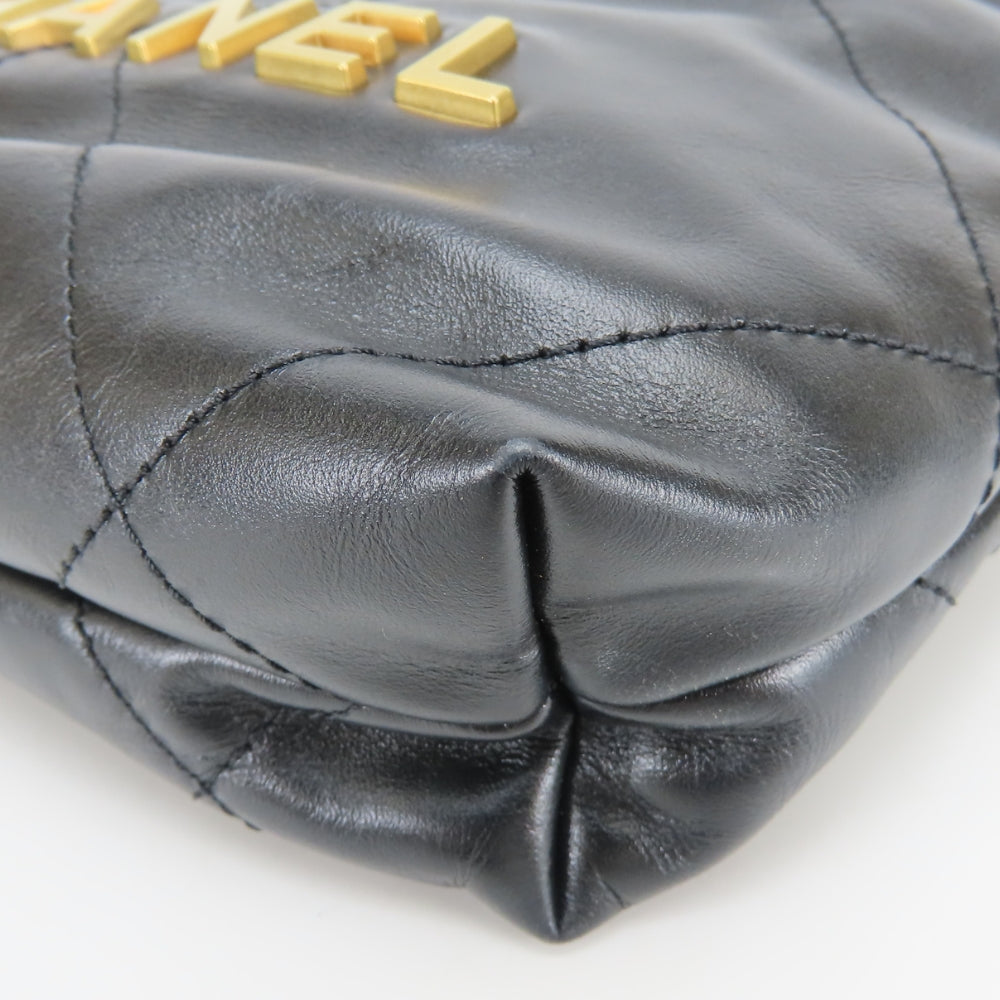 シャネル シャネル22 ミニ シャイニーカーフスキン ショルダーバッグ