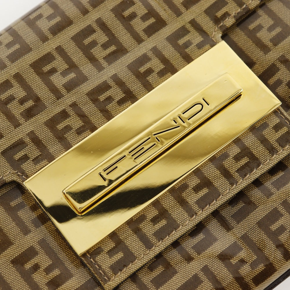 フェンディ マンマ バゲット ビニール ショルダー バッグ