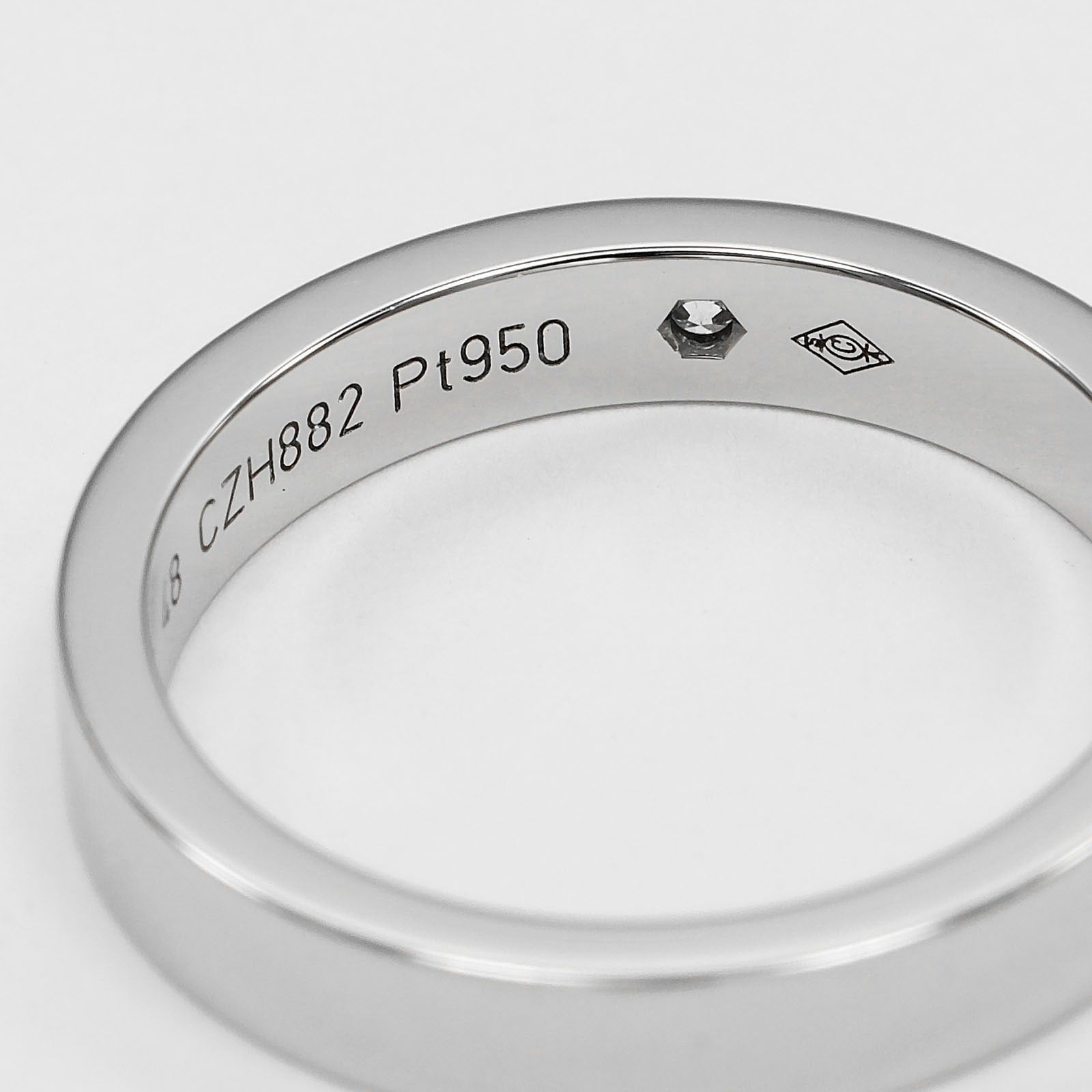カルティエ Cドゥカルティエ エングレーブド Pt950 ダイヤモンド リング 8号