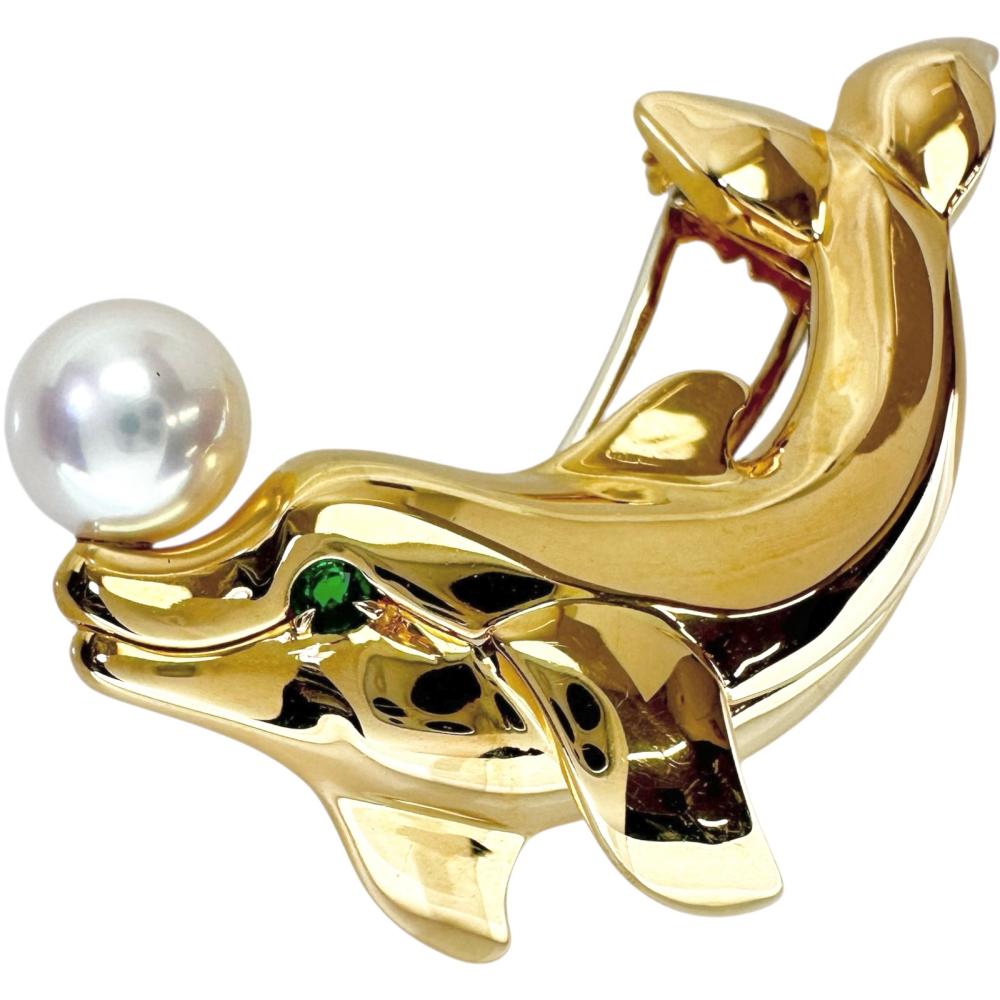 カルティエ ドルフィンモチーフ K18 パール エメラルド ブローチ