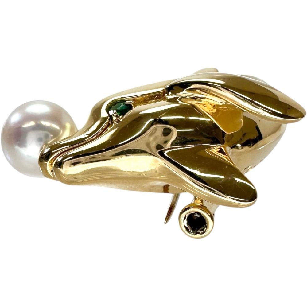 カルティエ ドルフィンモチーフ K18 パール エメラルド ブローチ