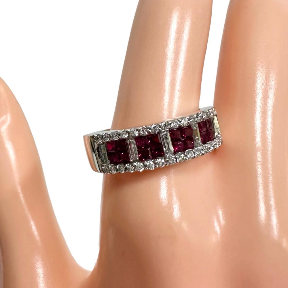 Au750ホワイトゴールド ルビー0.70ct ダイヤモンド0.55ct リング