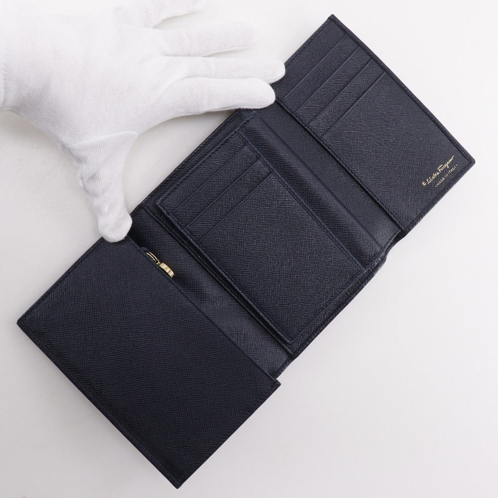 サルヴァトーレ フェラガモ レザー三つ折り財布