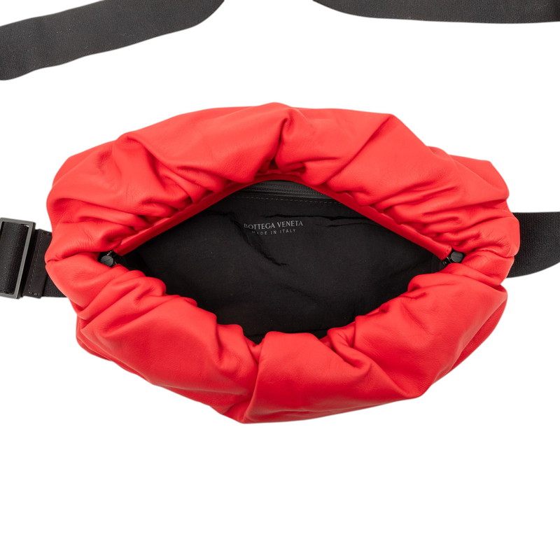 ボッテガヴェネタ ザボディポーチ レザー ウエストバッグ