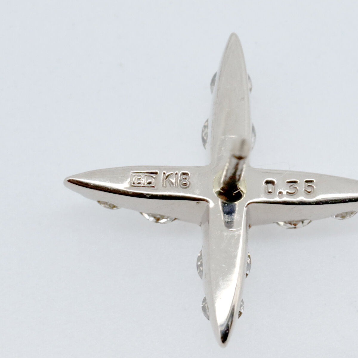 Kashikey K18BG ダイヤモンド ピン ブローチ