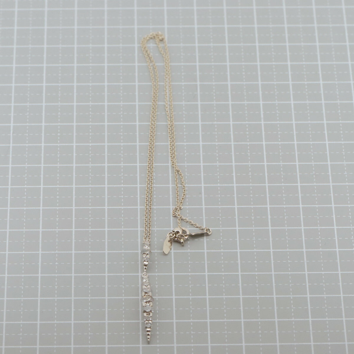 カシケイ ネイキッド ダイヤモンド Au750 ネックレス