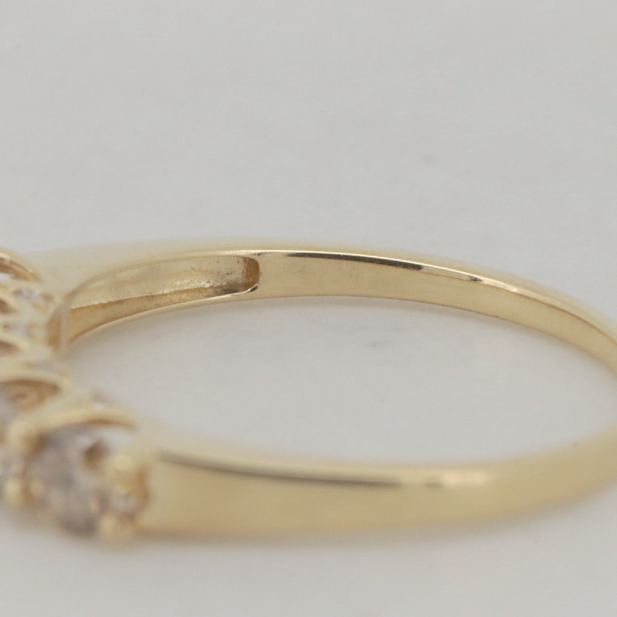 ジェムティービー Au750 ダイヤモンドリング