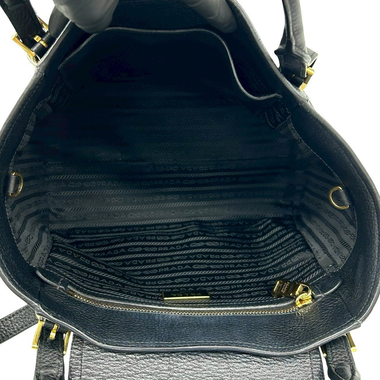 プラダ レザー2wayバッグ