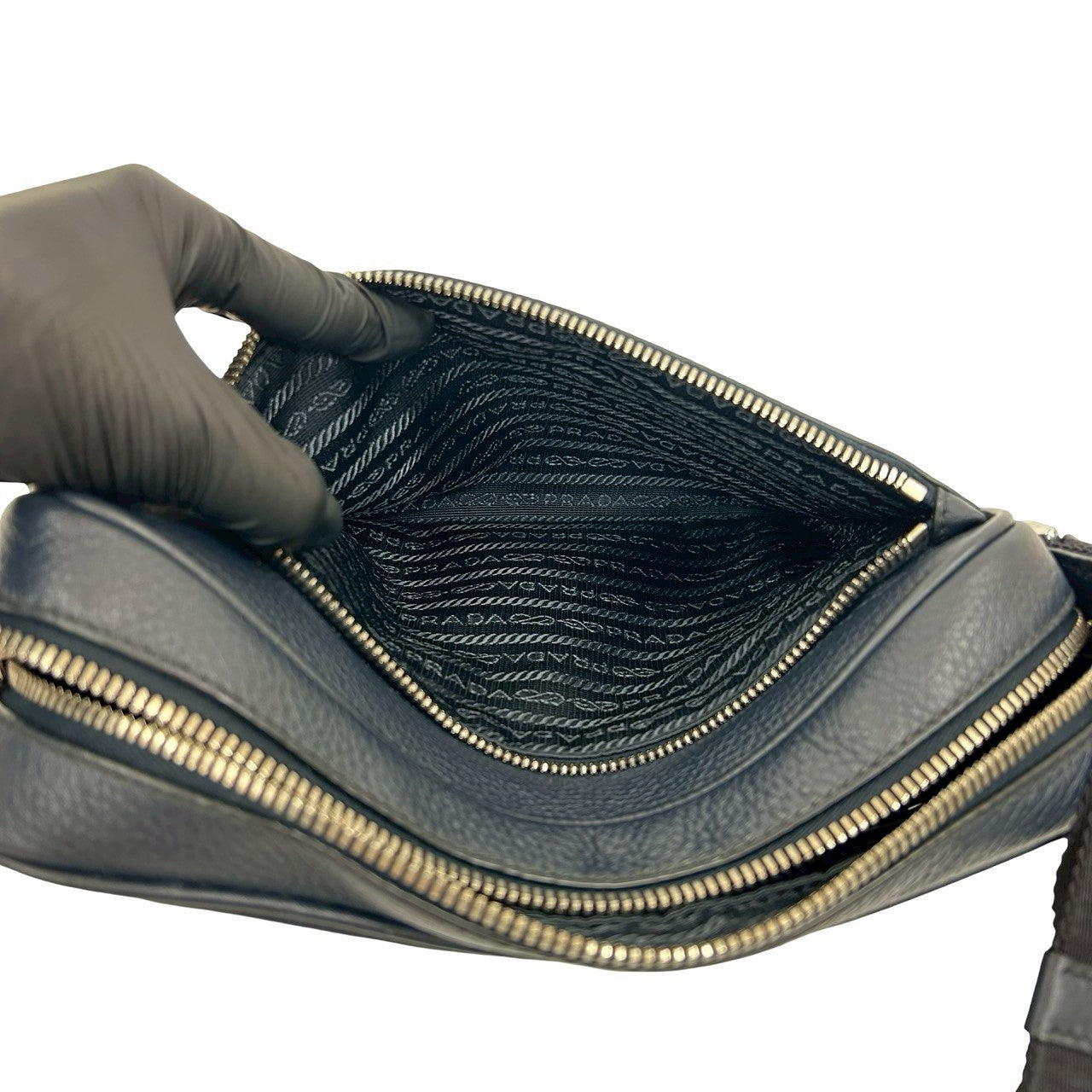 プラダ レザー ミニ ショルダー バッグ