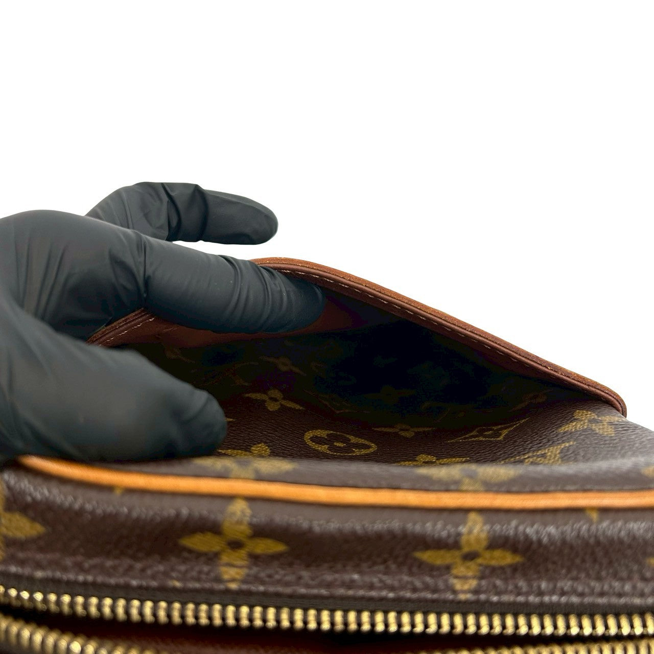 ルイ・ヴィトン ダニューブ モノグラム ショルダーバッグ