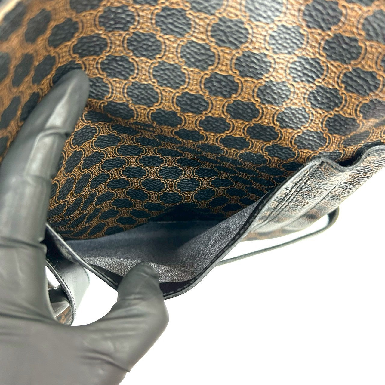 セリーヌ マカダム ブラゾン レザー ショルダーバッグ