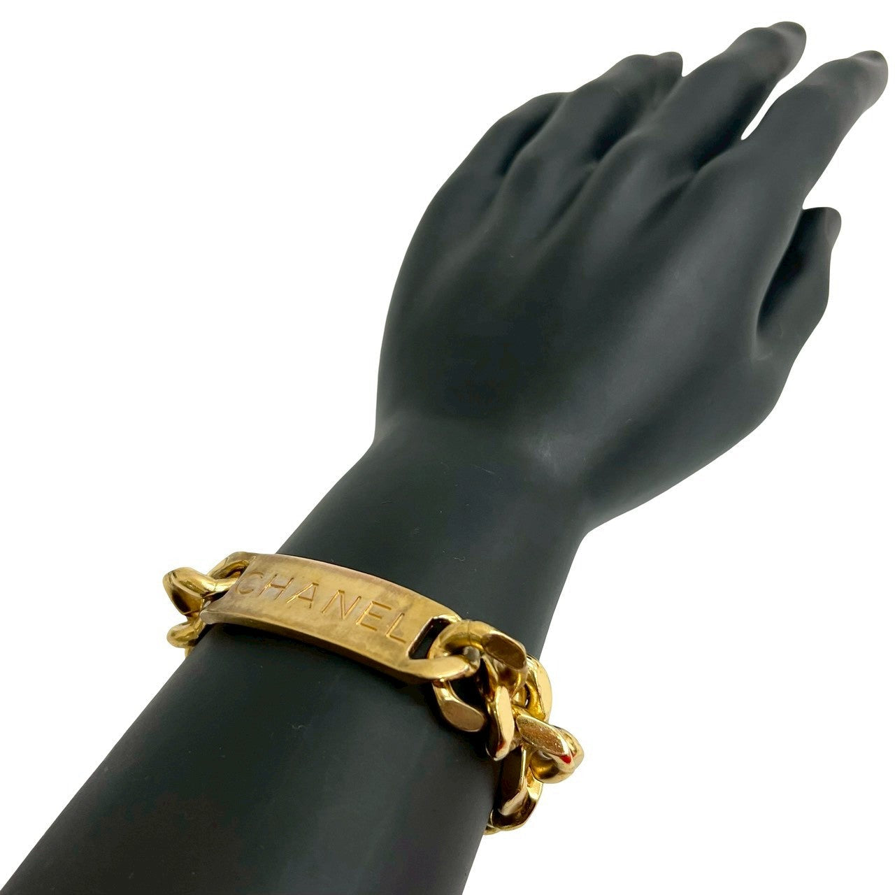 シャネル ロゴ ブレスレット