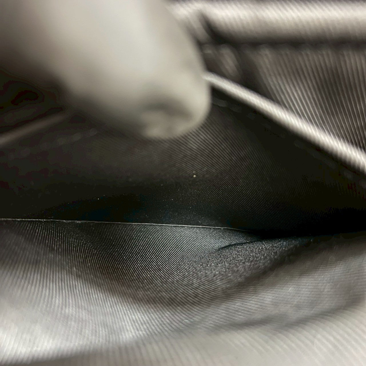 ルイヴィトン スリム・ブリーフケース タイガ 2wayブリーフケース