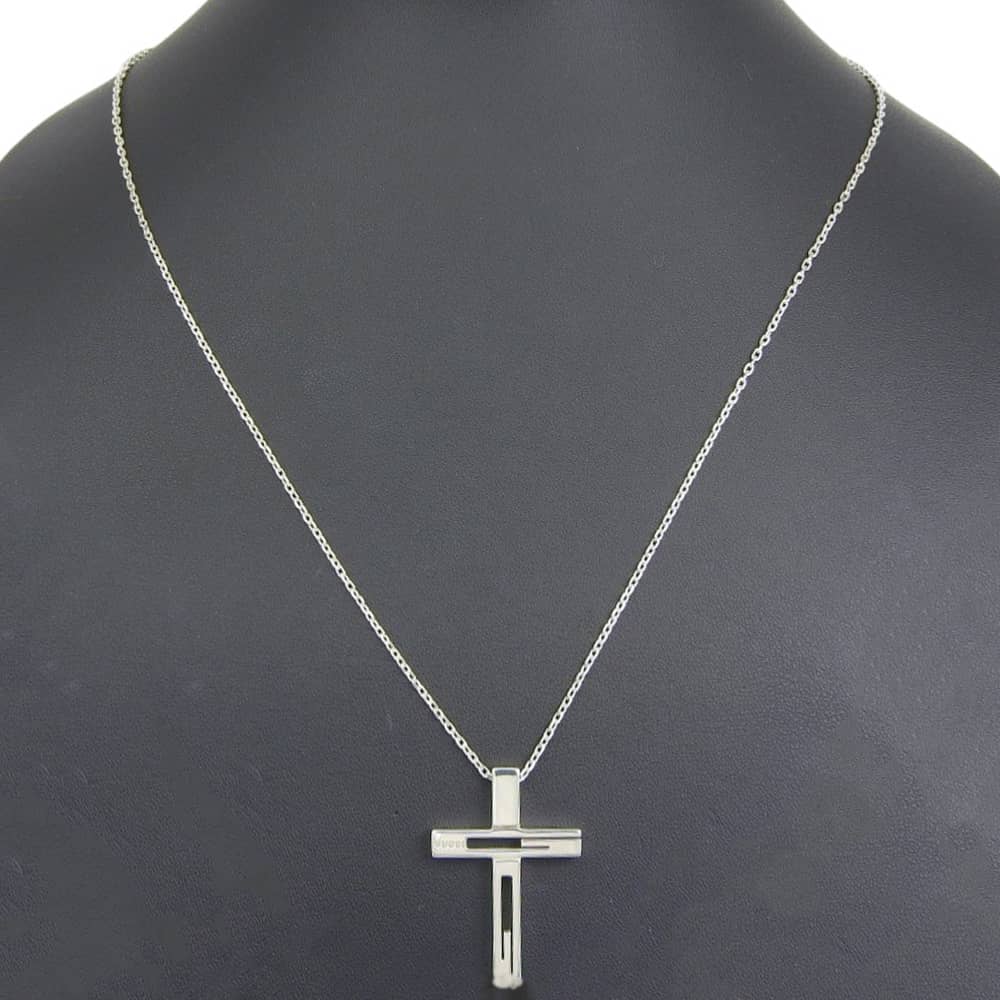 グッチ シルバー クロス ネックレス