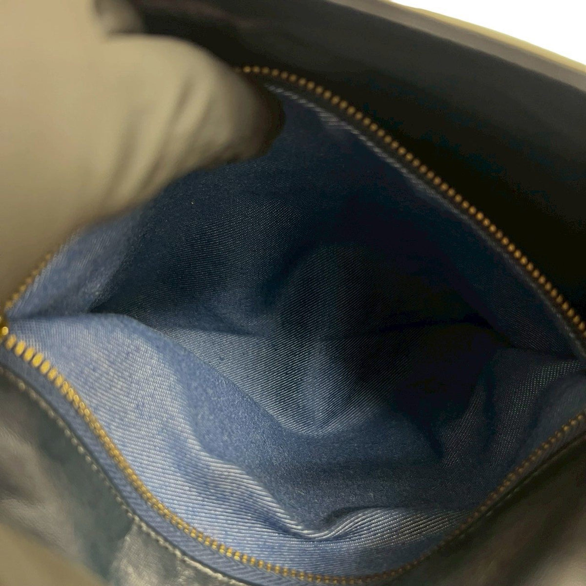 グッチ PVC レザーショルダーバッグ
