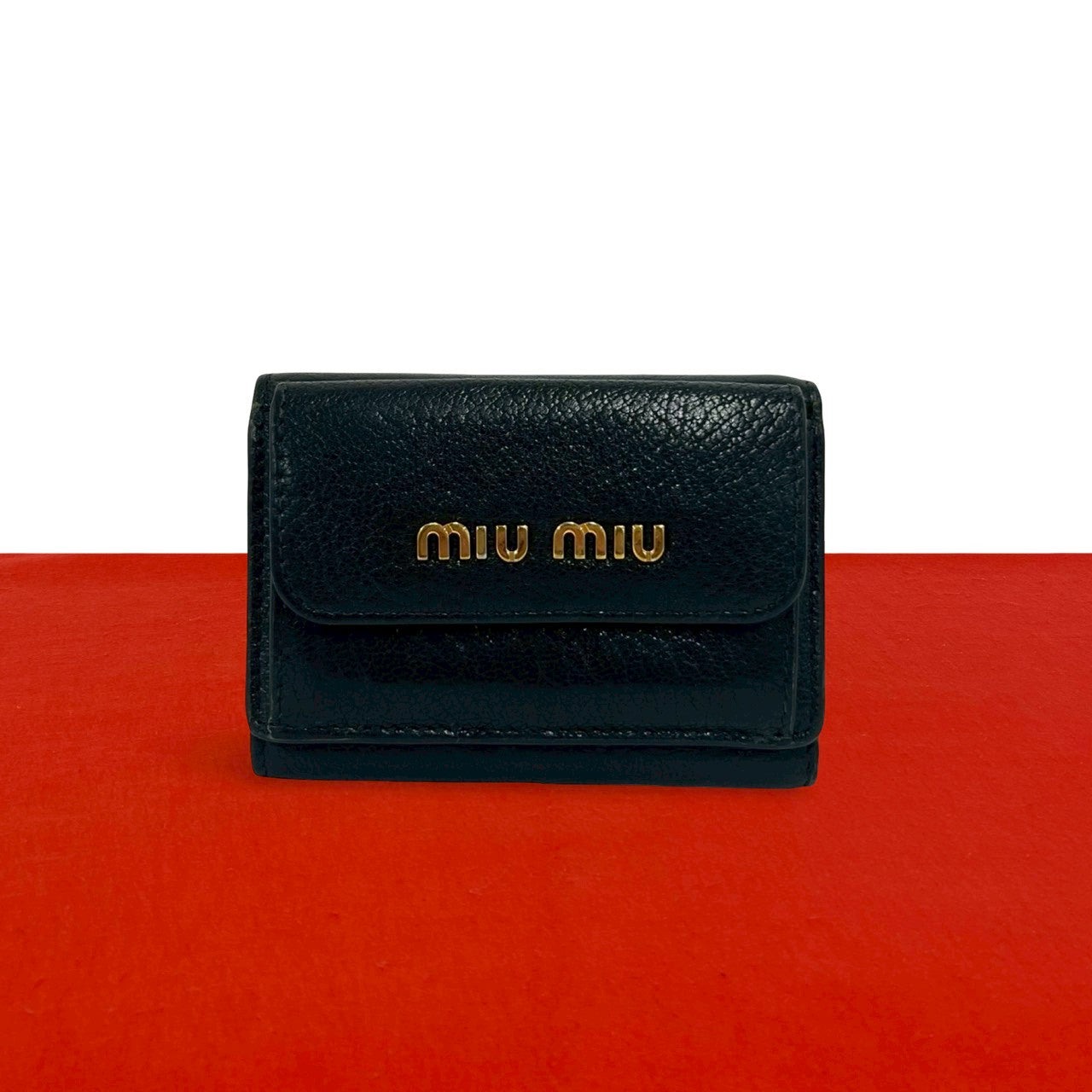 ミュウミュウ レザー三つ折り財布