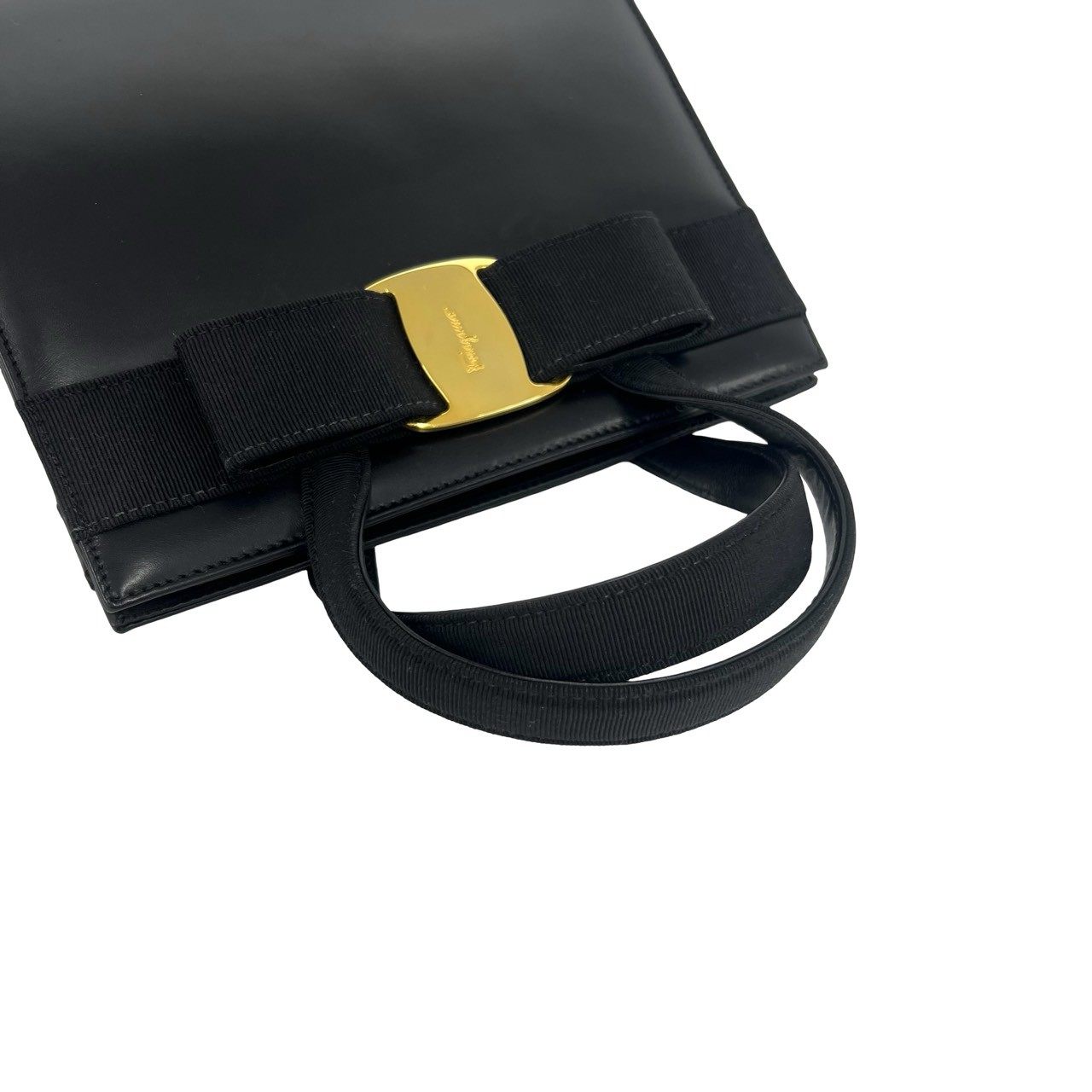 サルヴァトーレ フェラガモ レザー2wayショルダーバッグ