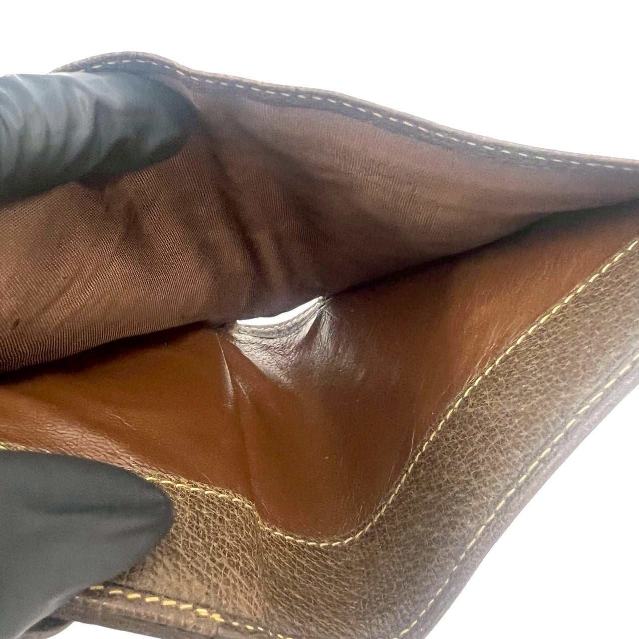 グッチ レザーキャンバス二つ折り財布