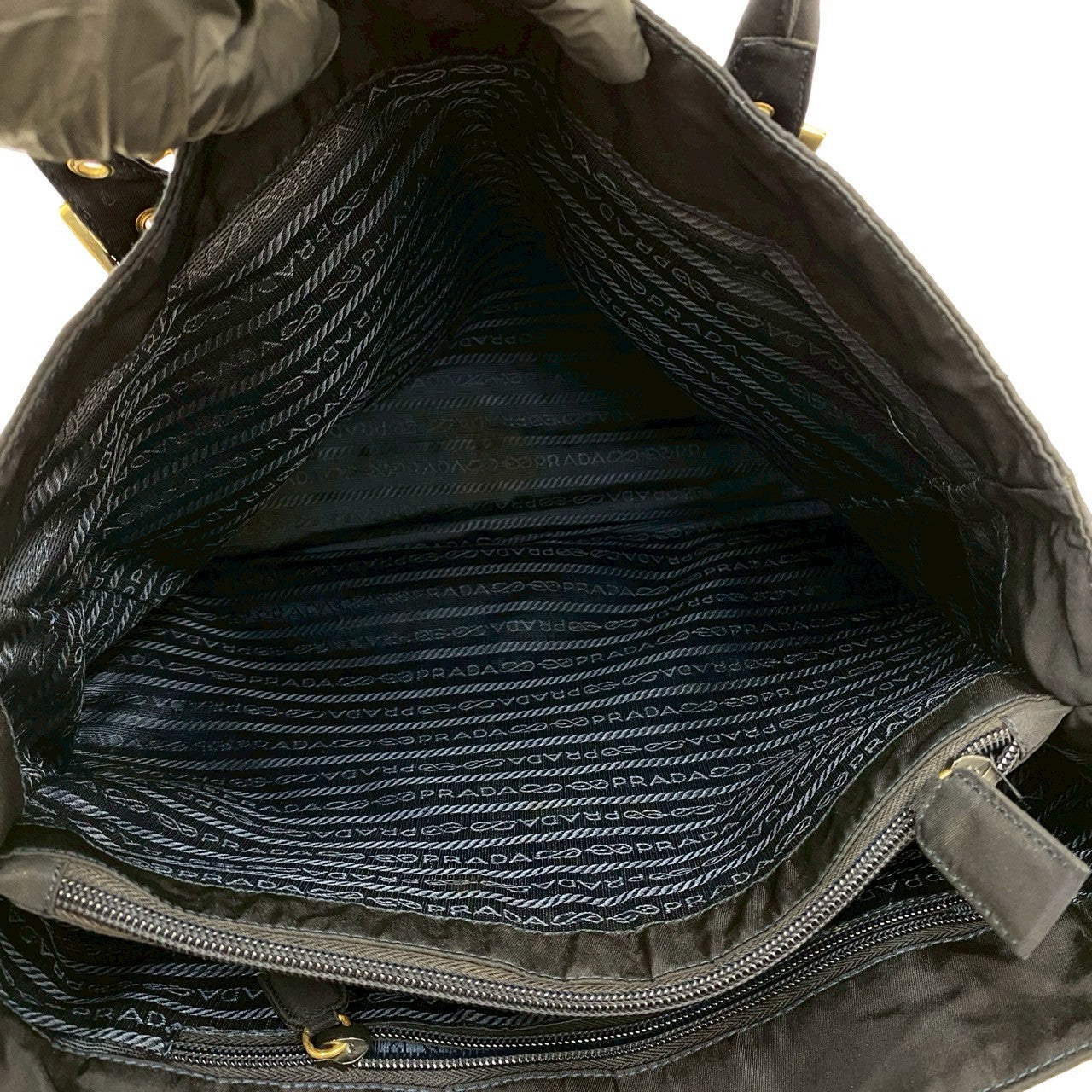 プラダ テスート ナイロン ハンドバッグ