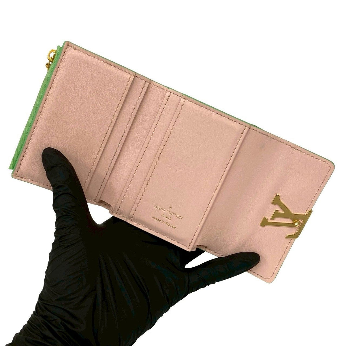 ルイヴィトン ポルトフォイユカプシーヌXS レザー三つ折り財布