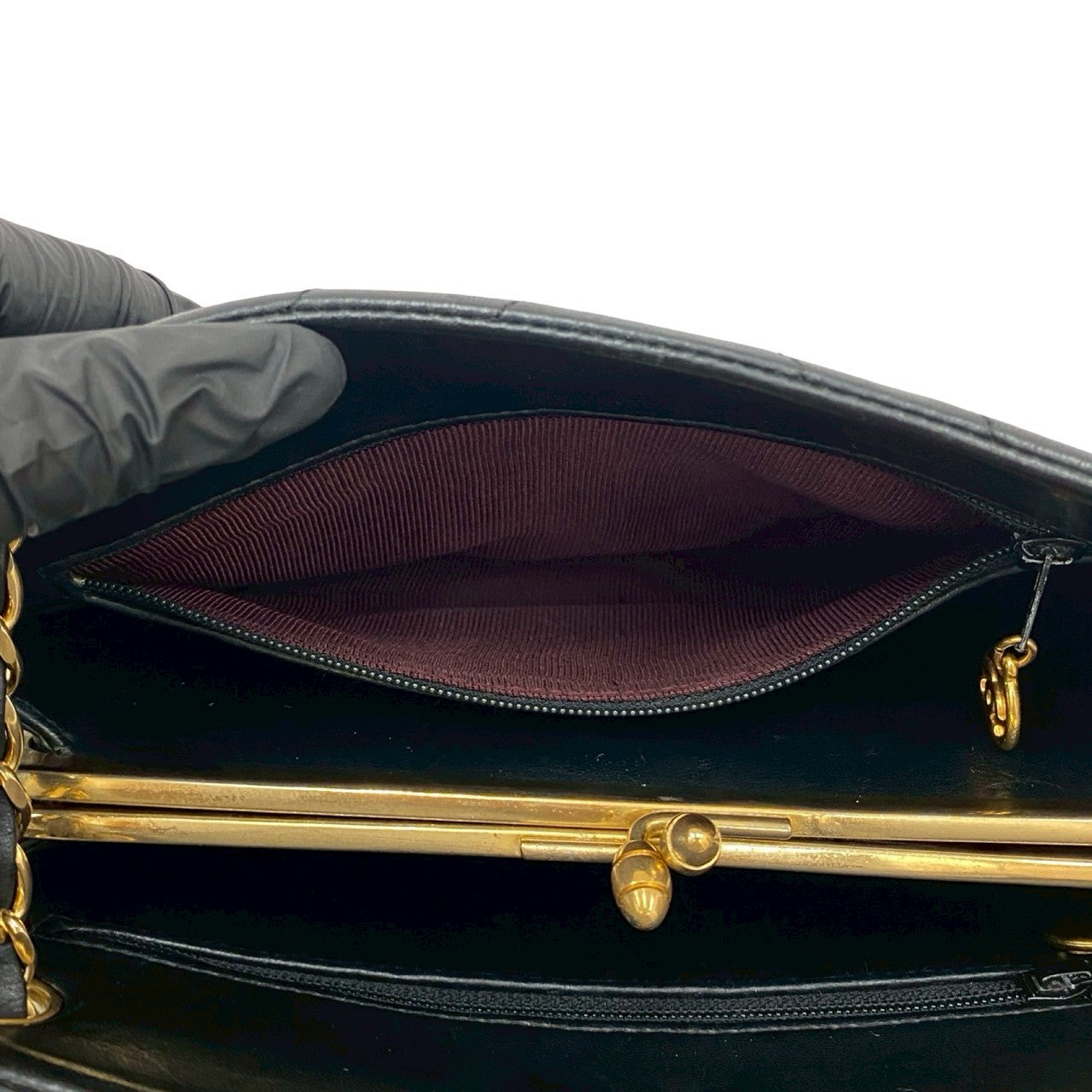 シャネル ココマーク Vステッチ ラムスキン ショルダーバッグ