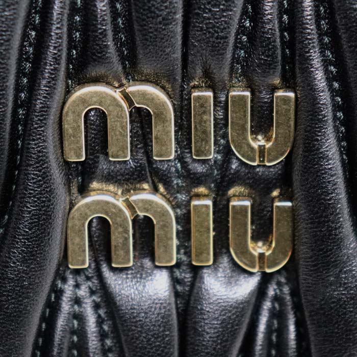 ミュウミュウ ワンダー マテラッセ レザー 2wayショルダーバッグ