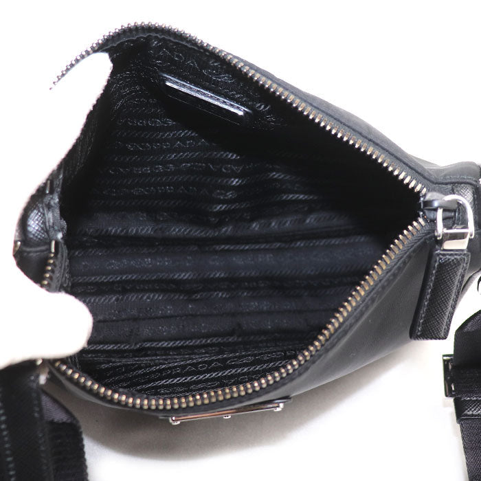 プラダ Re-Nylon ショルダーバッグ