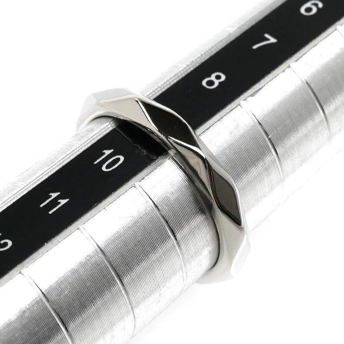 ブシュロン ファセット Pt950 プラチナ ダイヤモンド リング 9号