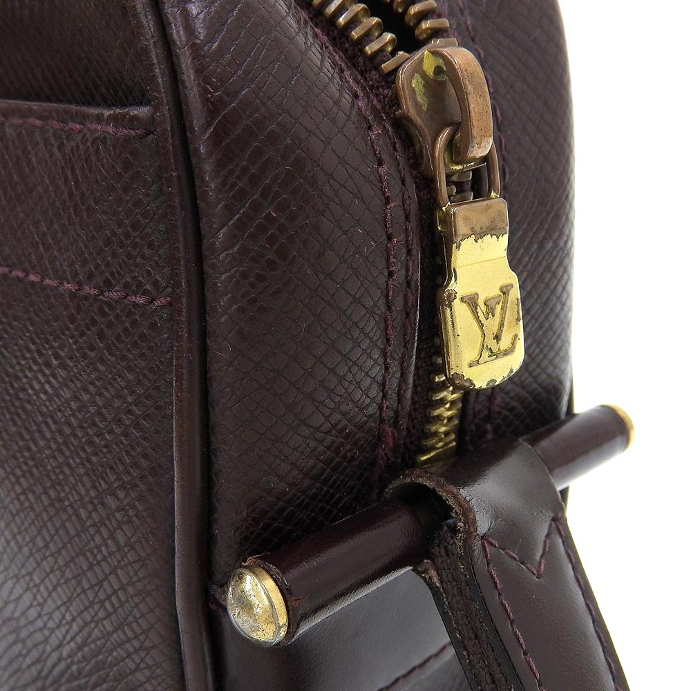 ルイヴィトン タイガ カルガ クラッチ M30816